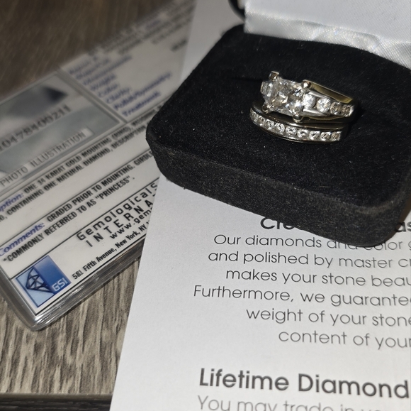 Bridal / Wedding Ring Set - 3 carats - Picture 2 of 9